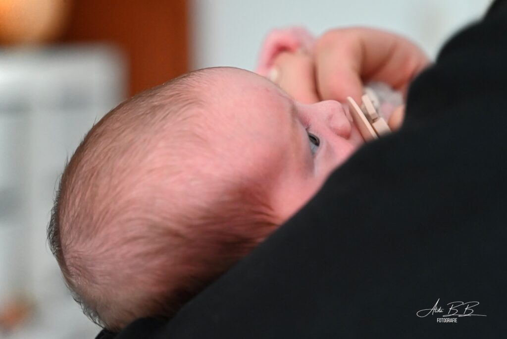 *baby op de arm